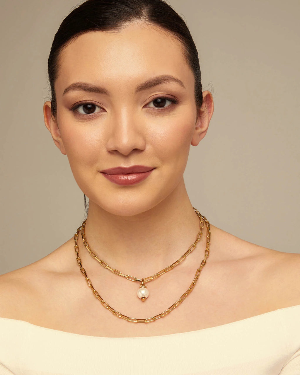 Uno de 50 COL1607 Long link chain charm necklace - Gold
