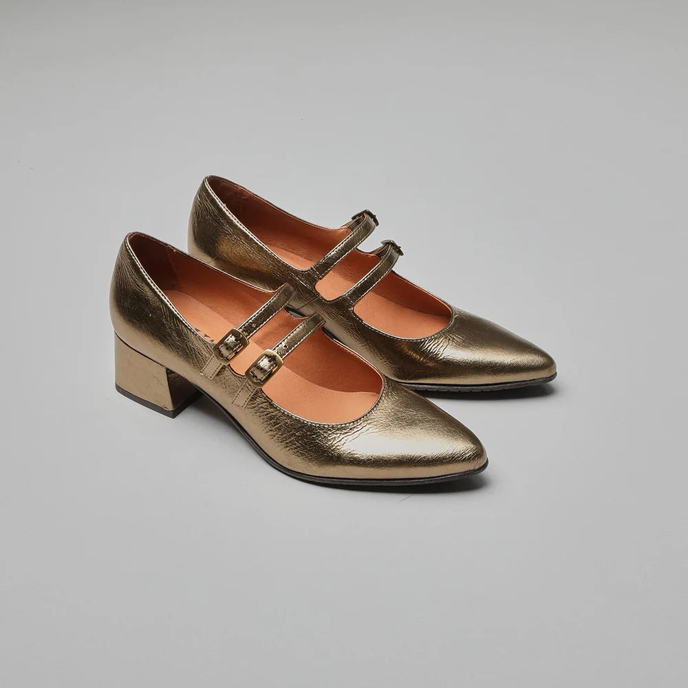 Esska Laura - Metallic Smoke