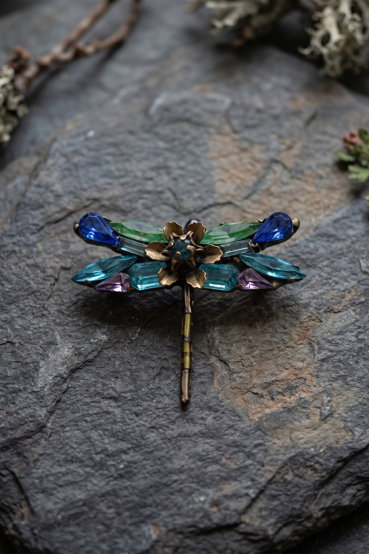 Annie Sherburne Dragonfly Brooch Green, front view