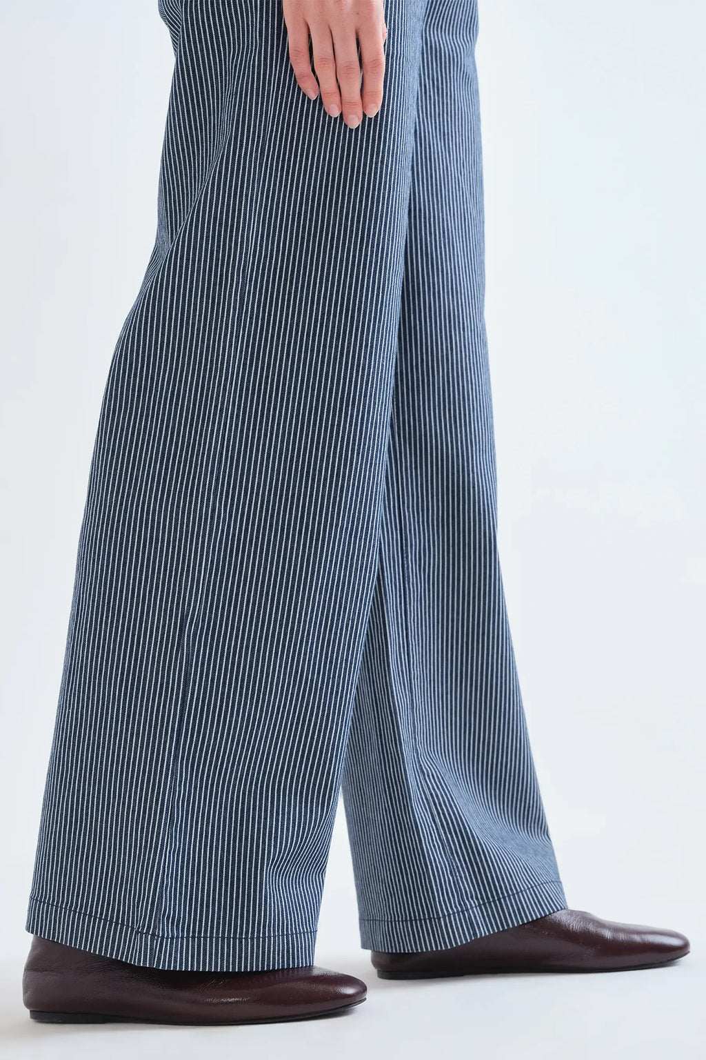 Compania Fantastica Navy Blue Striped Wide Leg Jeans 63C/11013, leg and hem detail