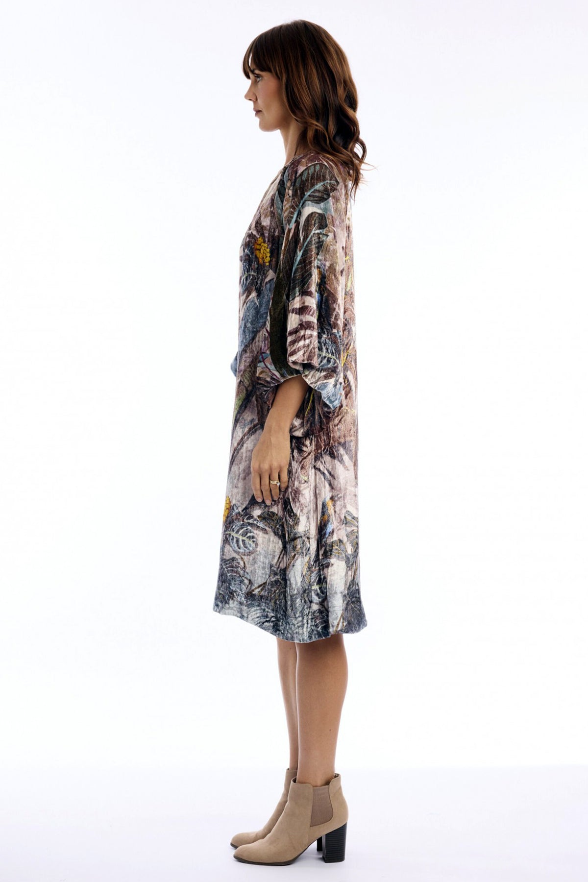 Escape Almasa Multicolour Print Shift Dress 31069, side view