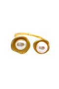 LBJ Jewellery Gold plated pearl ring R8, front