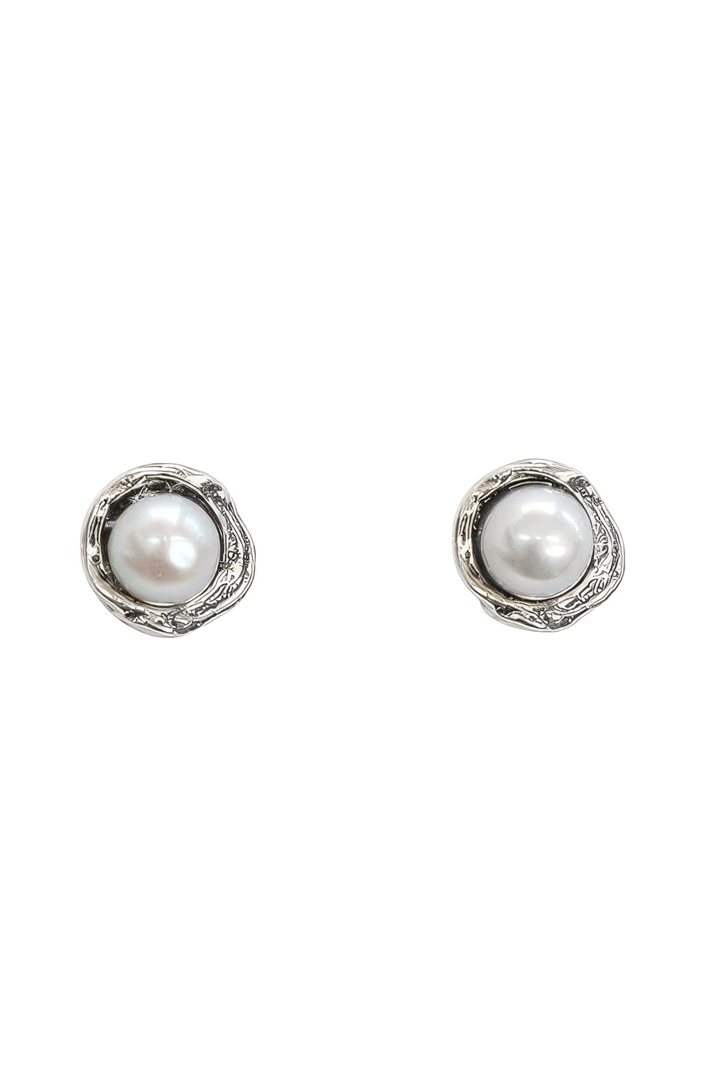 LBJ Jewellery Oxidised Organic Pearl White Studs E22032, front