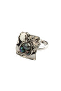 LBJ Jewellery Square Detailed Pearl Grey Ring E145PEA, detail