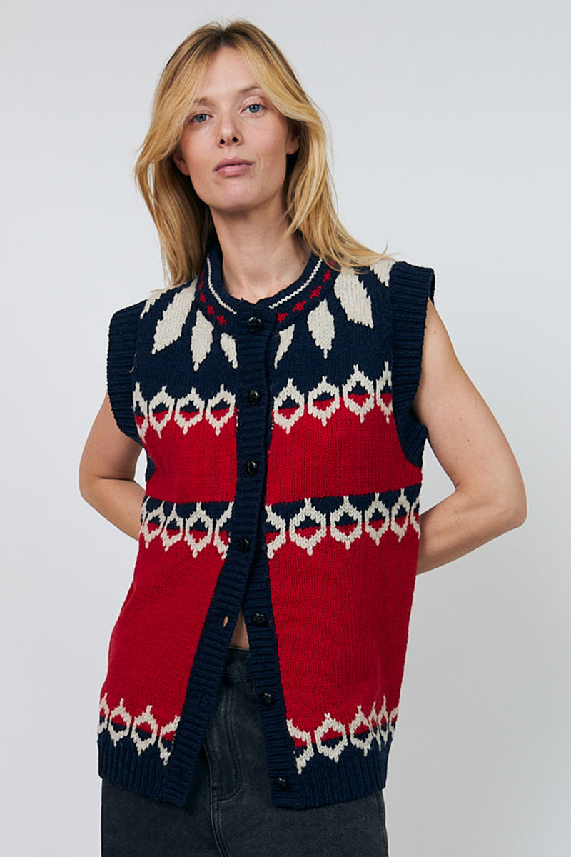 Lollys Laundry CleoLL Red Nordic Knit Waistcoat 26407-5019, front cropped view