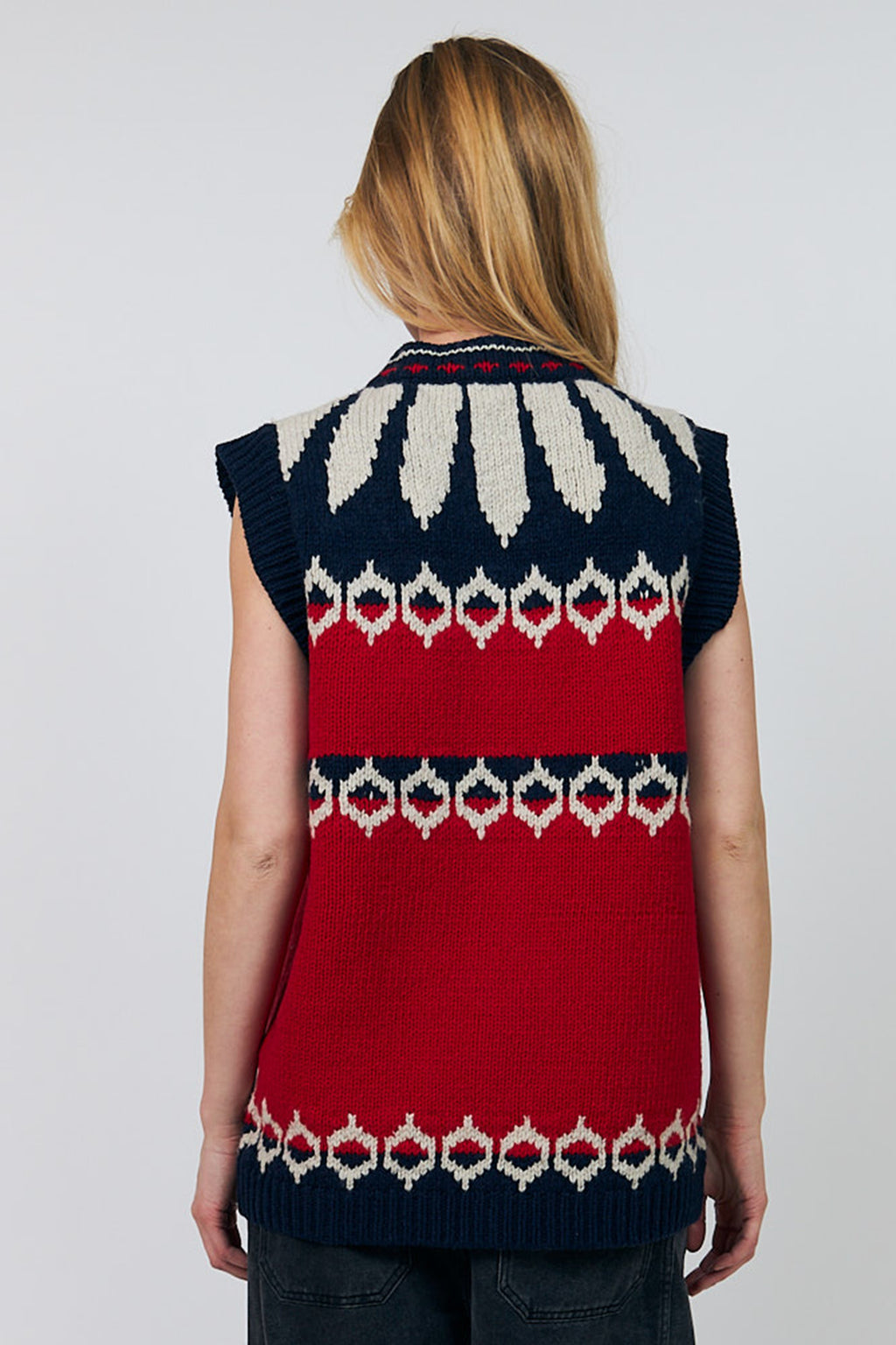 Lollys Laundry CleoLL Red Nordic Knit Waistcoat 26407-5019, back cropped view