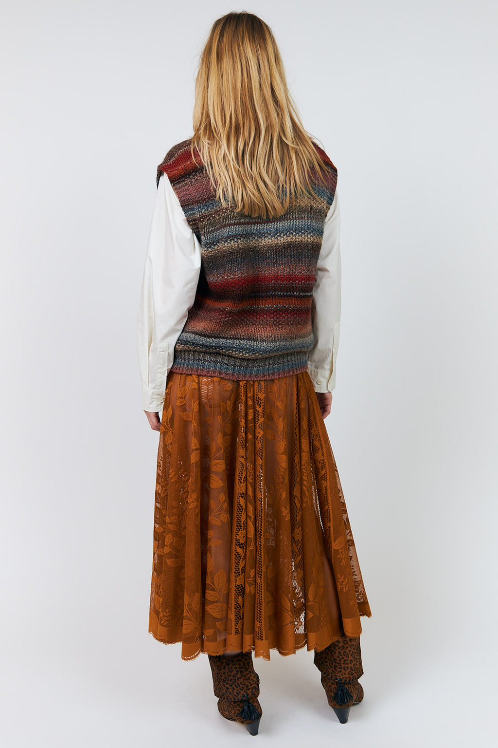 Lollys Laundry CollinsLL Rust Orange Burnout Floral Midi Skirt 26493-2035, back full length on model