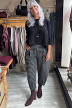 Mama B Bianco JQ 33847 Grigio Grey Large Check Trousers, full length