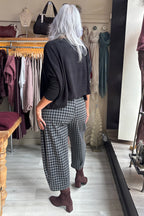 Mama B Bianco JQ 33847 Grigio Grey Large Check Trousers, back view