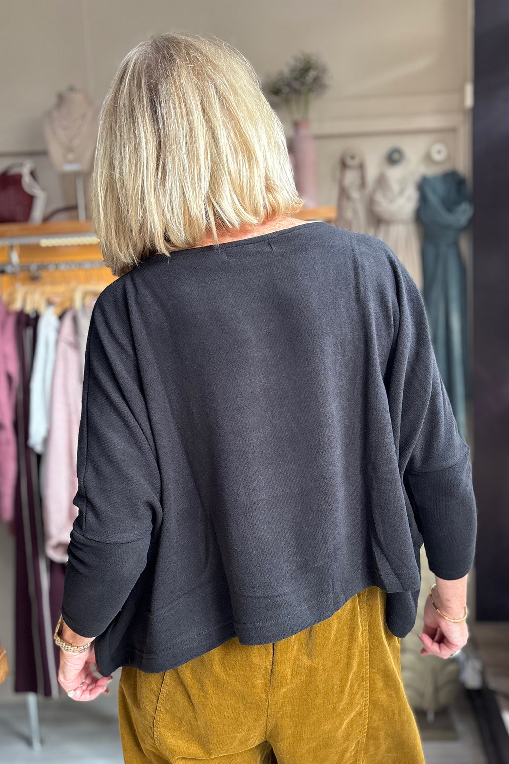 Mama B Rita Nero Black Jumper One Size, back view