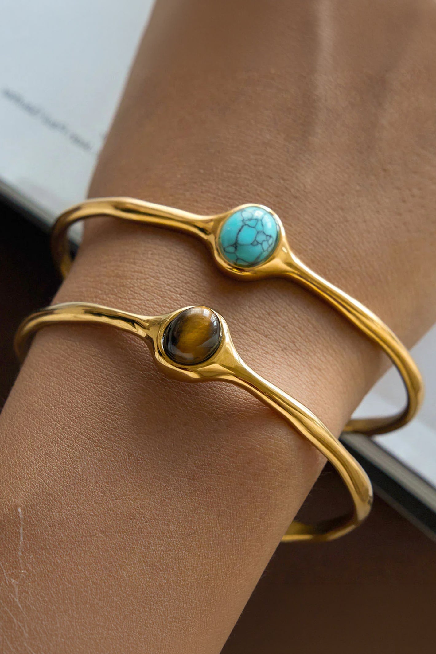 Misgraceful Oval Gemstone Tiger's Eye Bracelet