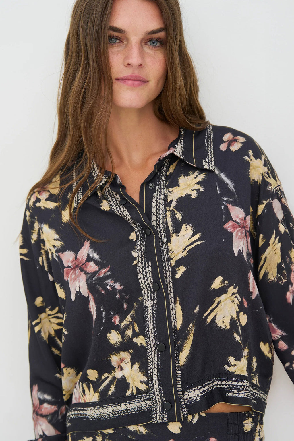 Nu Denmark Cara Black Mix Print Shirt 8746-40 000
