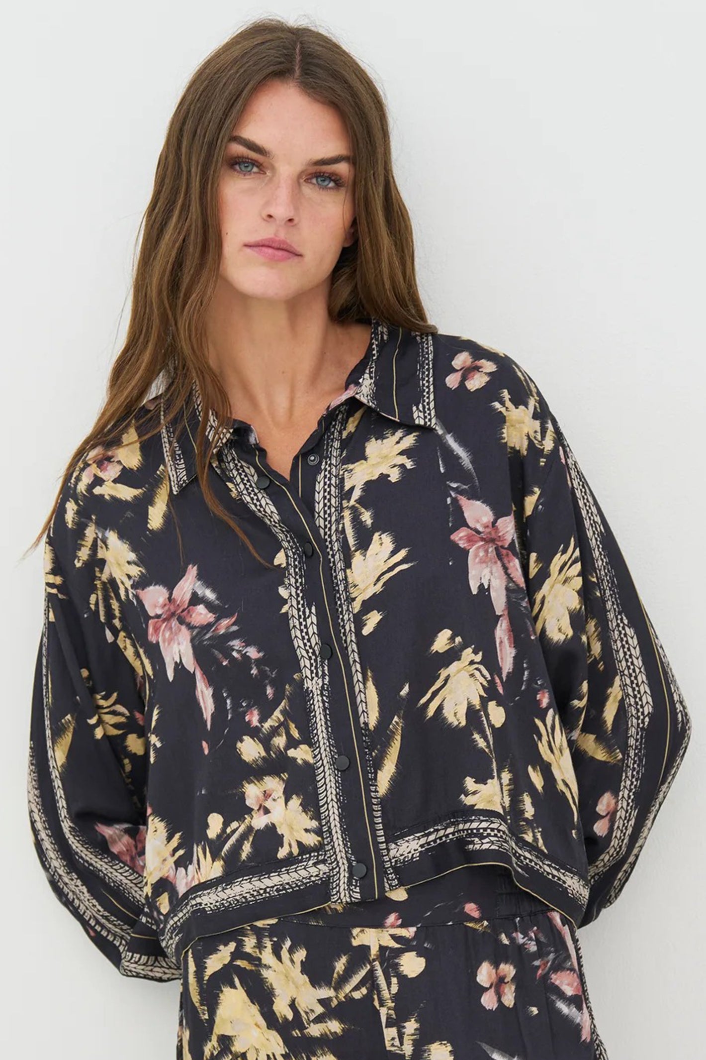 Nu Denmark Cara Black Mix Print Shirt 8746-40 000
