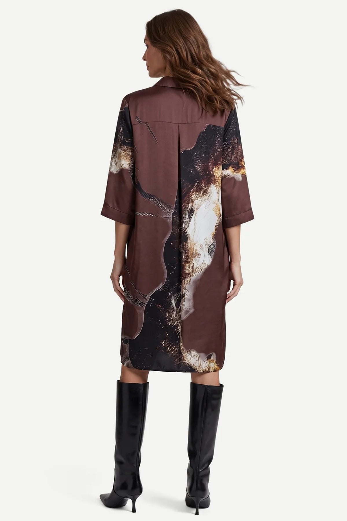 Nu Denmark Cilje Brown Mix Abstract Print Tunic Dress 01-26-015, back full length on model