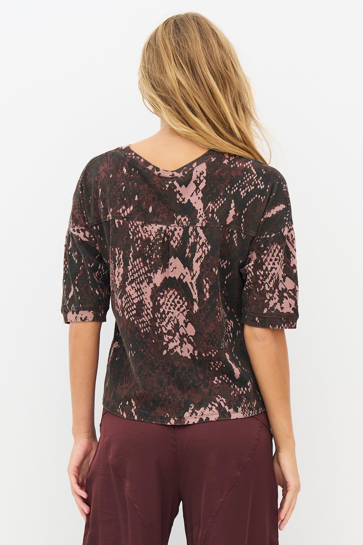 Nu Denmark Enola Rose Snake Brown Print Top 8931-50, back cropped view showing the scooped neckline