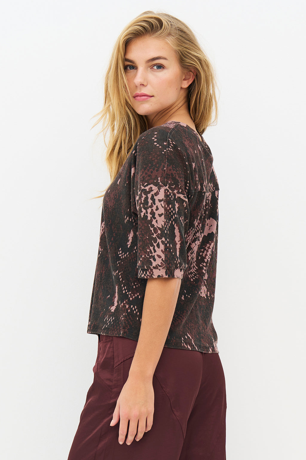 Nu Denmark Enola Rose Snake Brown Print Top 8931-50, side cropped view