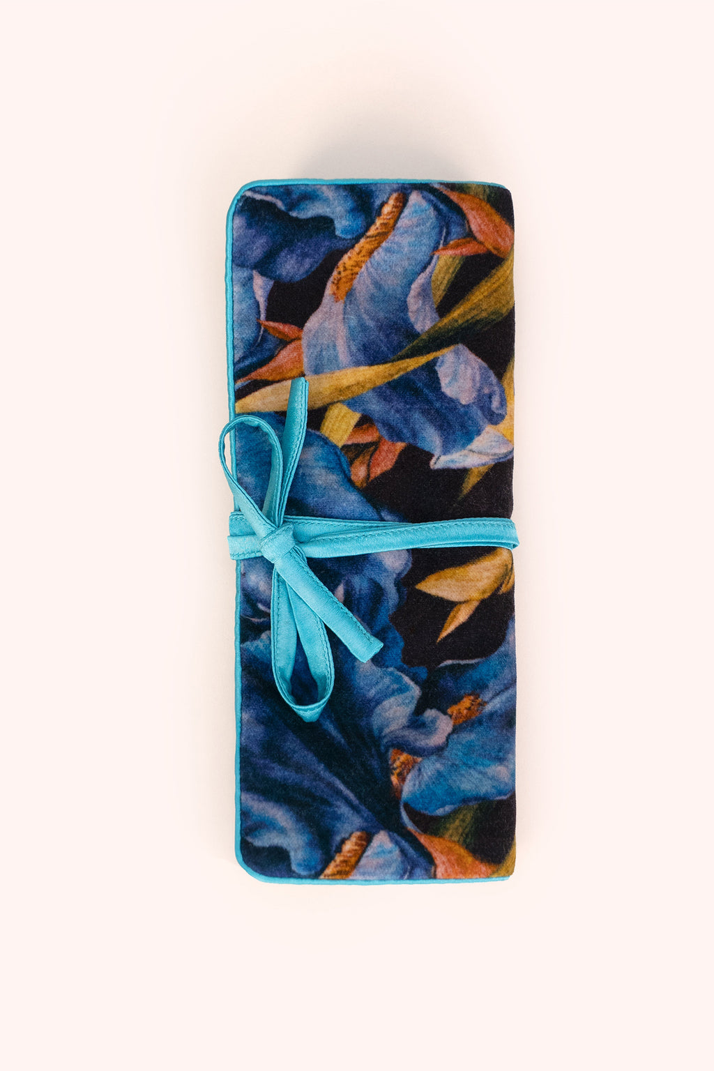 Powder Iris Blue Jewellery Roll JRO7, front view