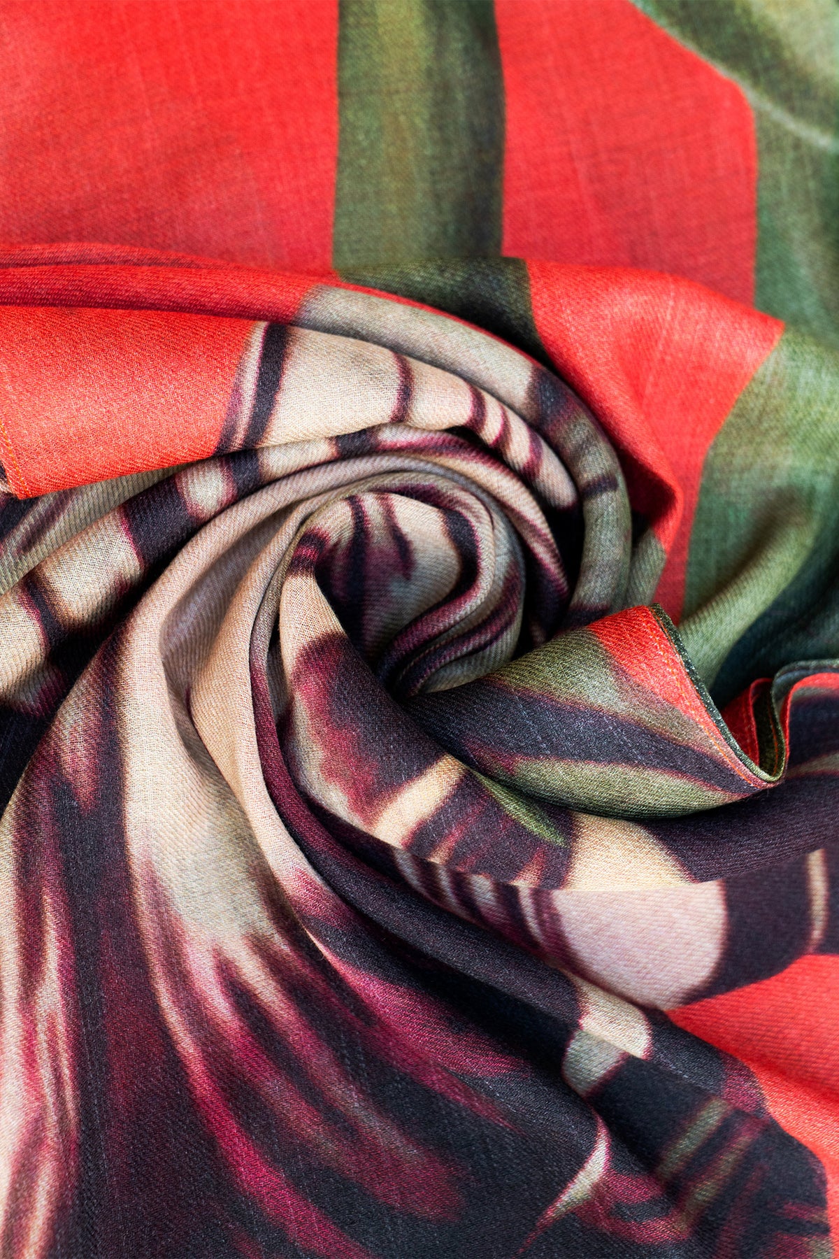 Powder Tulip Multicolour Wool Mix Scarf WWS7, fabric detail