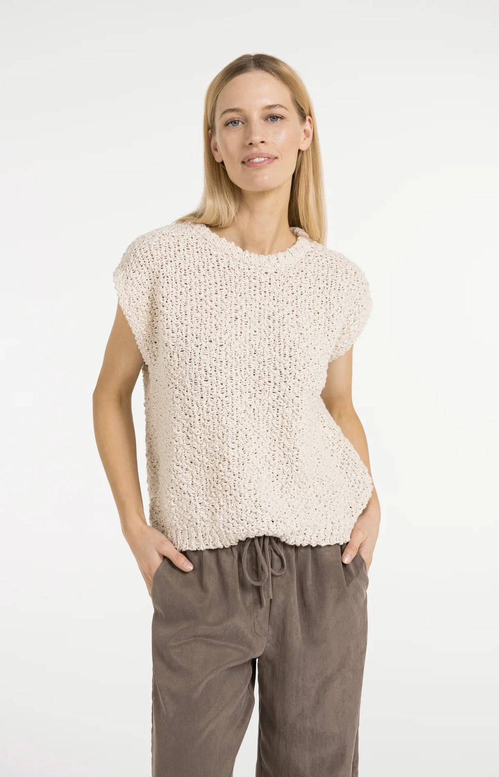 Yaya01-000586-605 Sleeveless Sweater with open knit texture