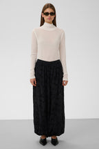 Soaked SLFelina Black Balloon Trousers 30409612-194008, full length front view