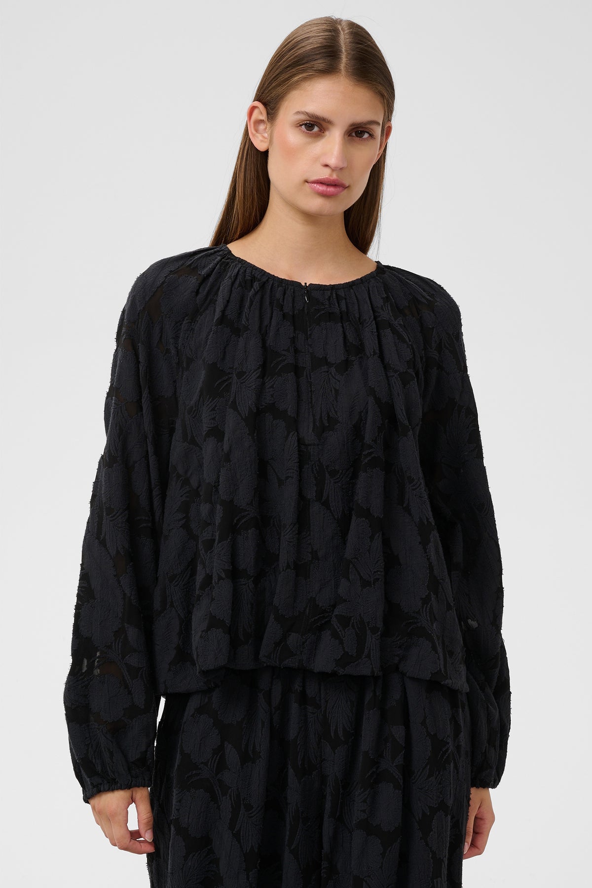 Soaked SLFelina Black Gathered Blouse 30409557-194008, front view
