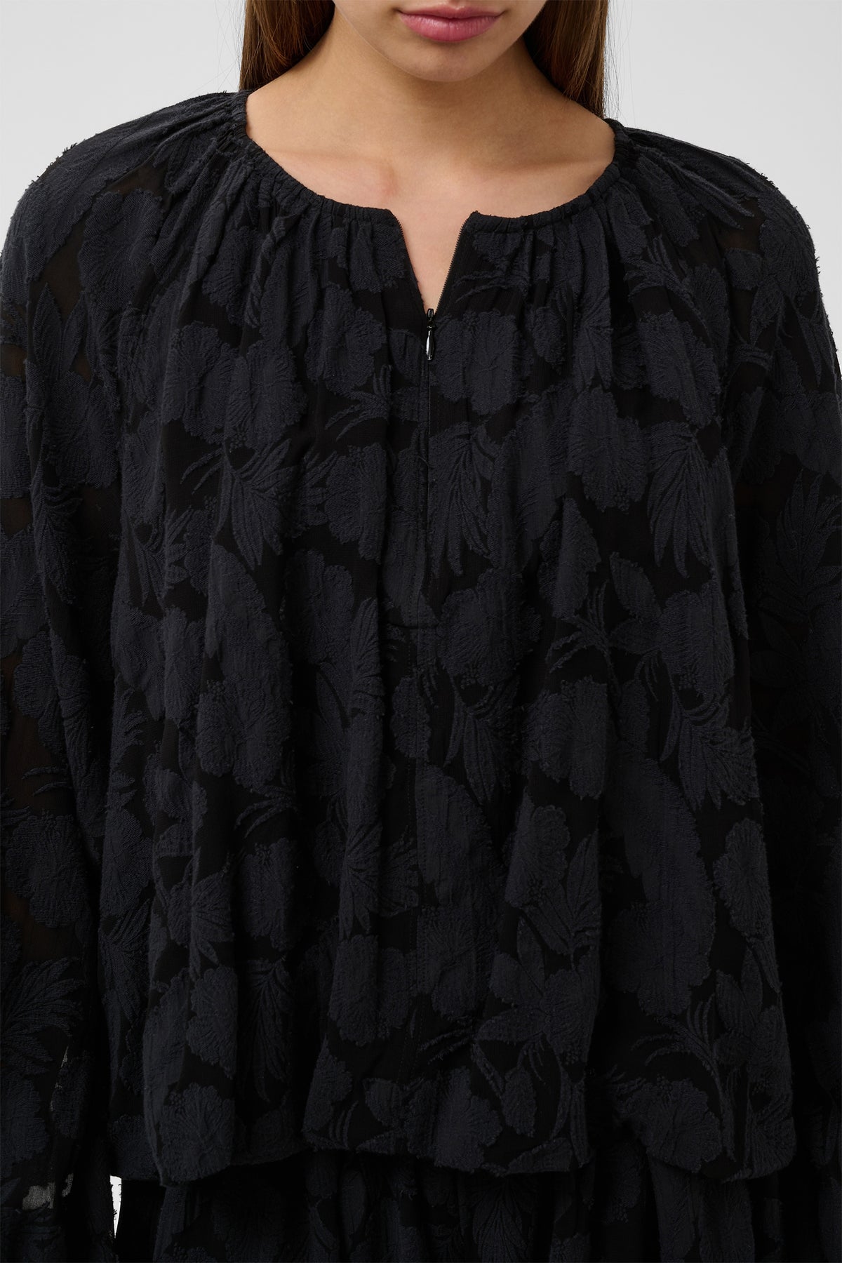 Soaked SLFelina Black Gathered Blouse 30409557-194008, detail view
