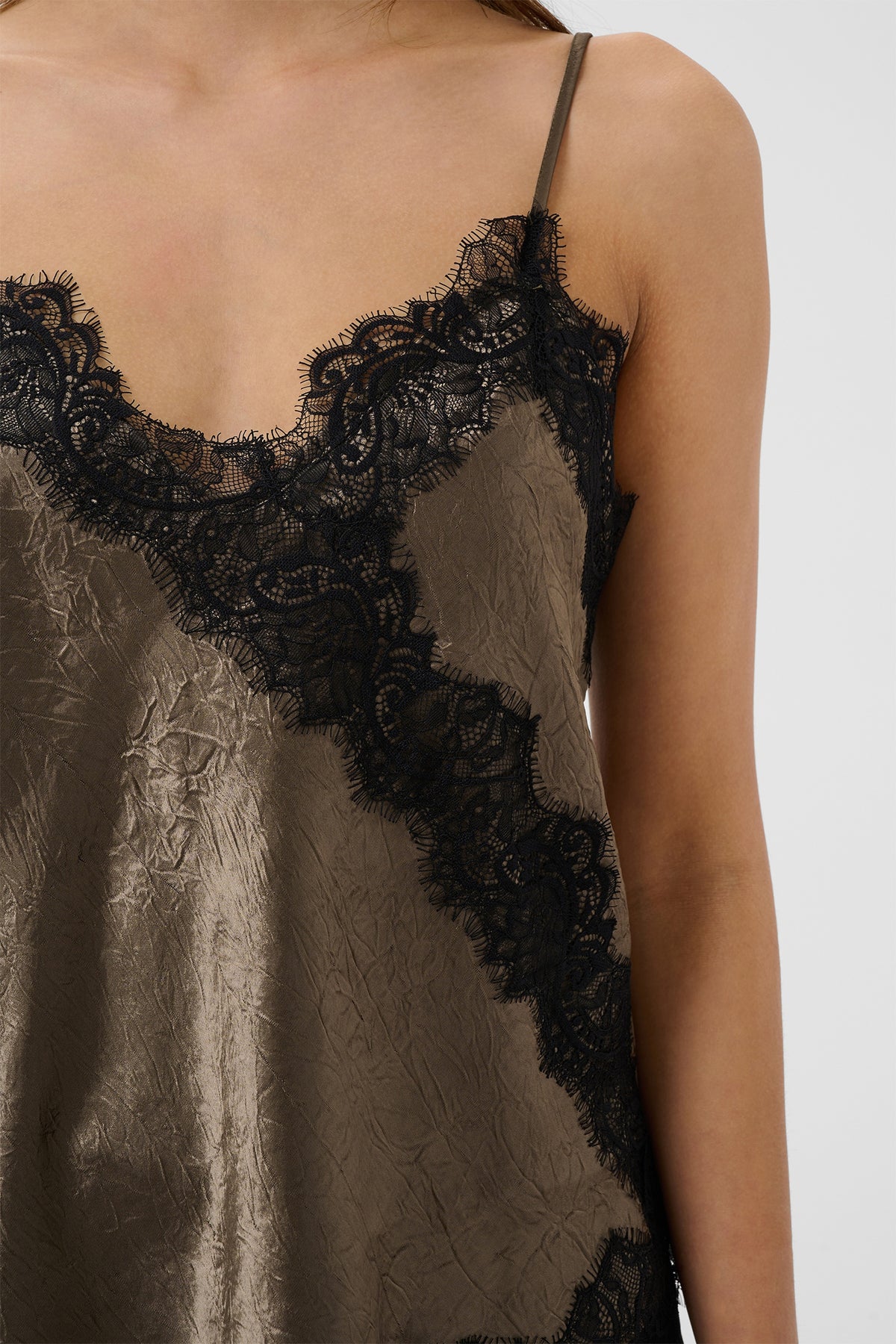 Soaked SLIrianne Morel Brown Lace Camisole Top 30409418-190808, detail view