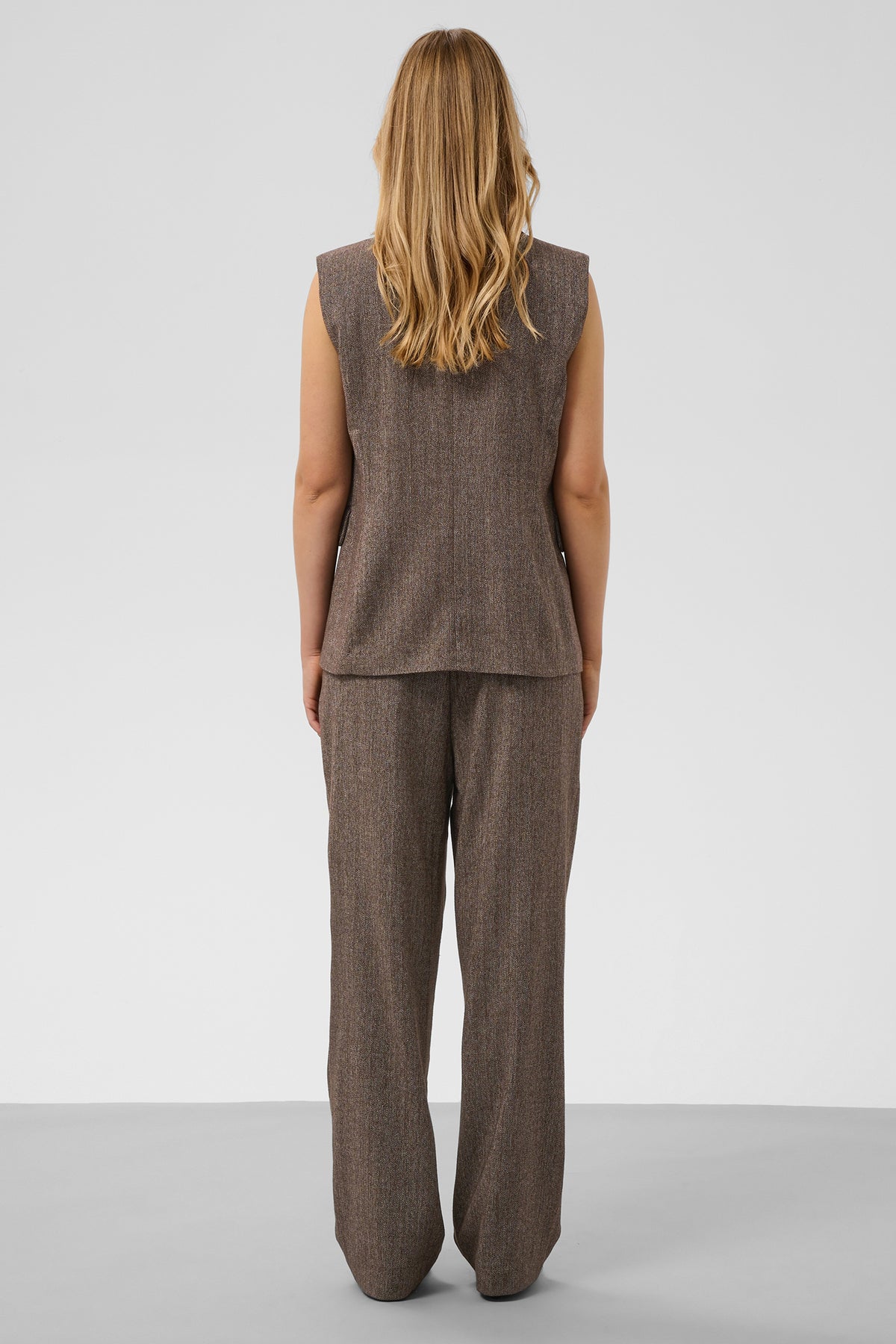 Soaked SLKango Ganache Herringbone Brown Trousers 30409492-305270, back view