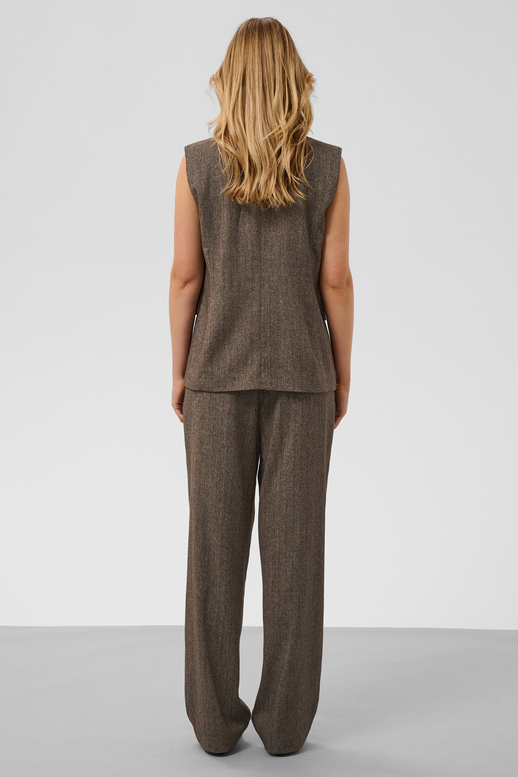 Soaked SLKango Ganache Herringbone Brown Waistcoat 30409490-305270, back view