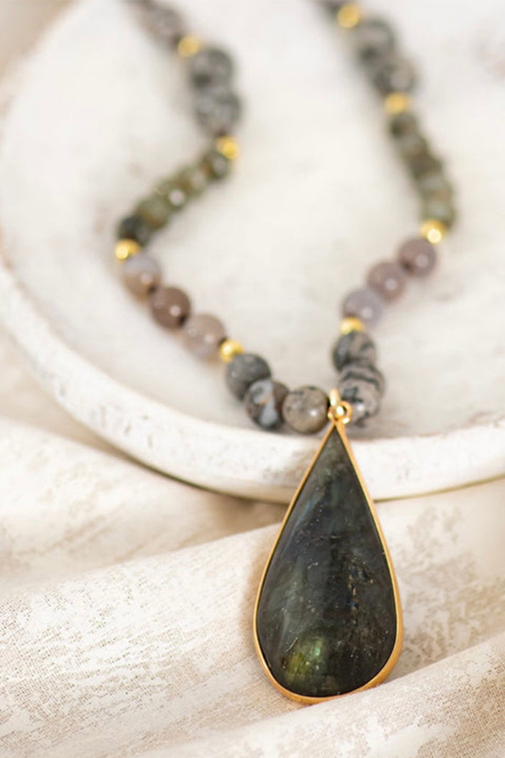 Wild Spirit Urban Glamour Grey Labradorite Beaded Boho Necklace
