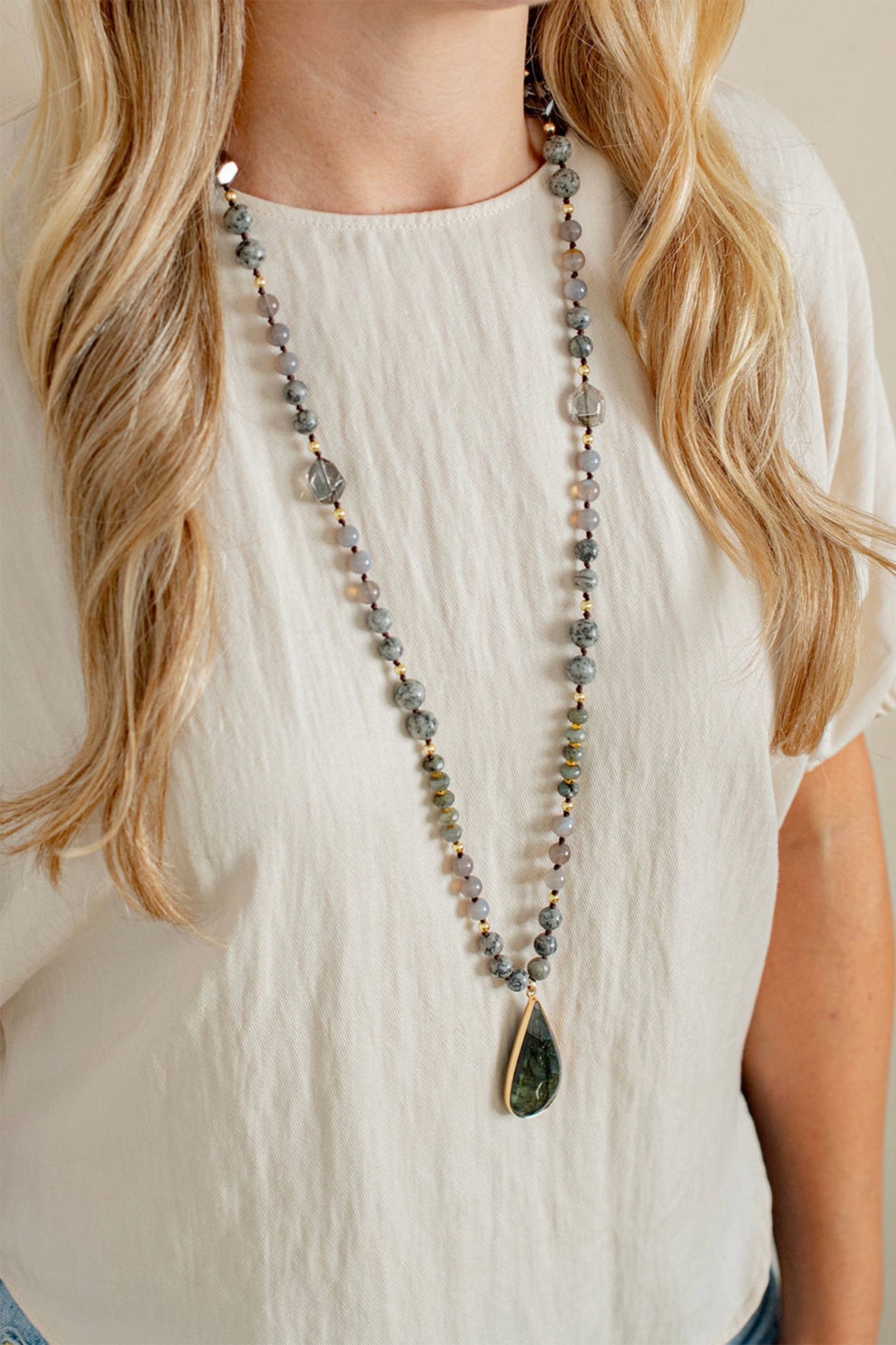 Wild Spirit Urban Glamour Grey Labradorite Beaded Boho Necklace