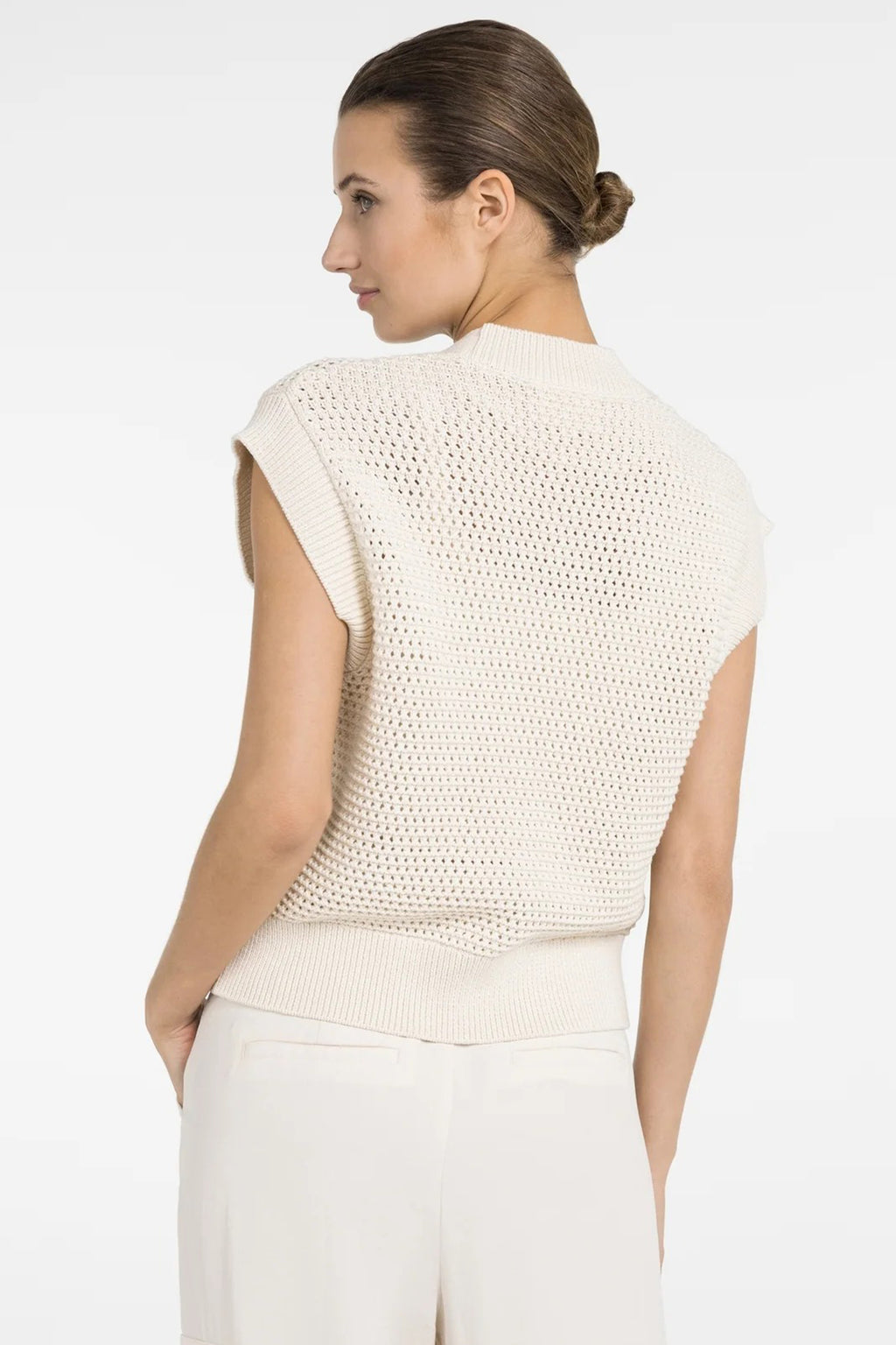 Yaya 01-010154-604 Creme Beige Sleeveless Mesh Knit Zip Front Cardigan