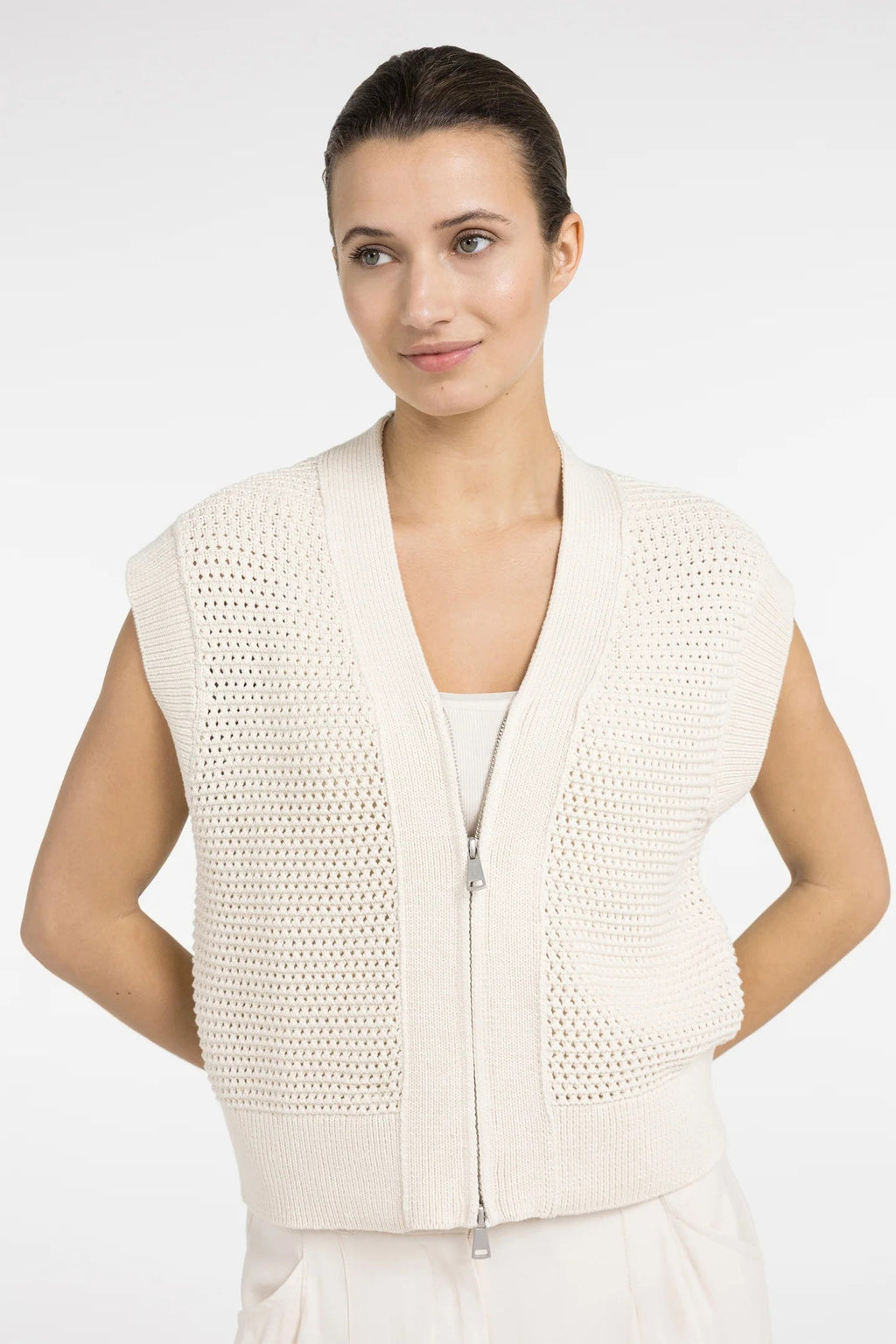 Yaya 01-010154-604 Creme Beige Sleeveless Mesh Knit Zip Front Cardigan