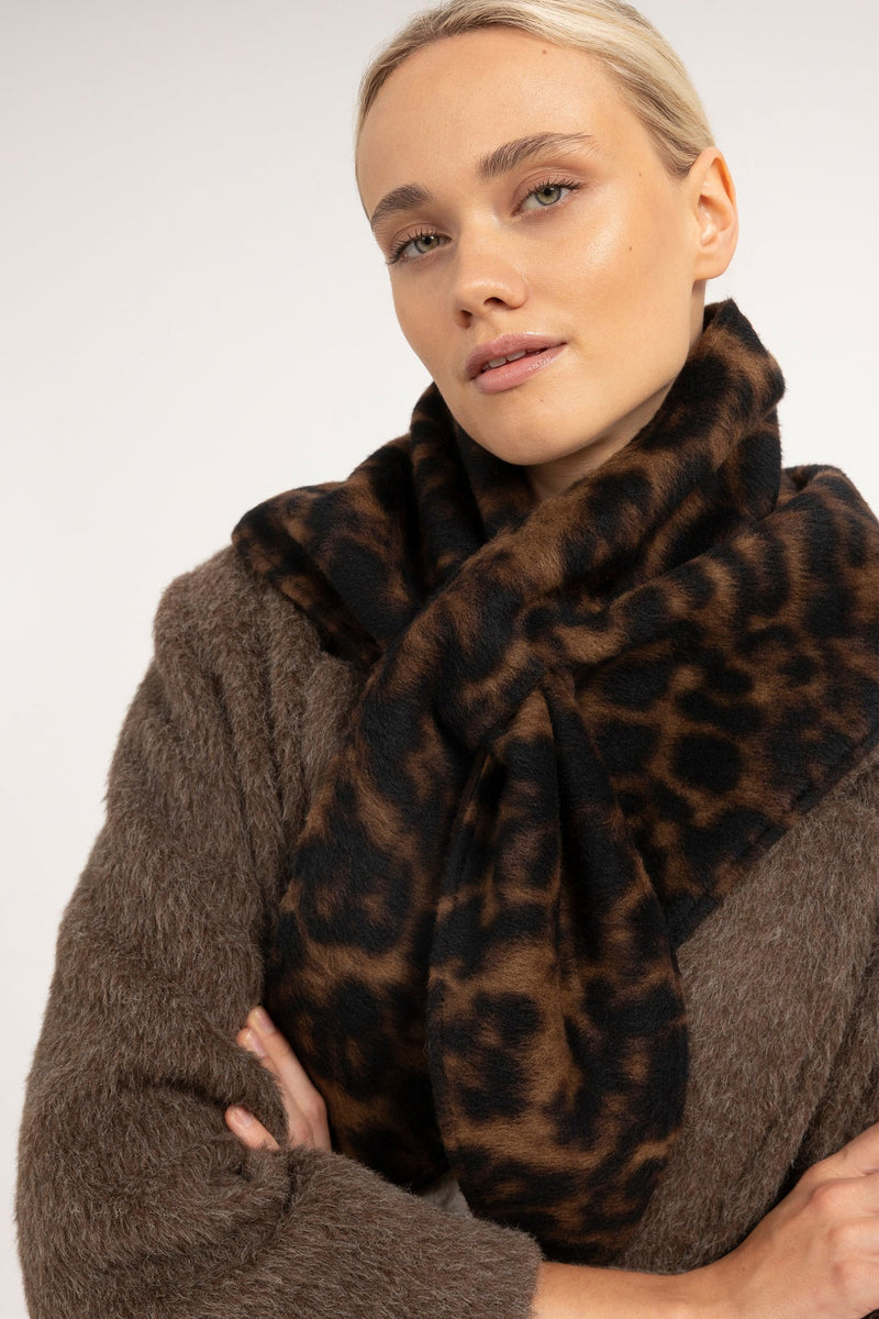 Yaya Cocoa Brown Dessin Reversible Leopard Triangle Scarf 03-501063-610, worn view on model