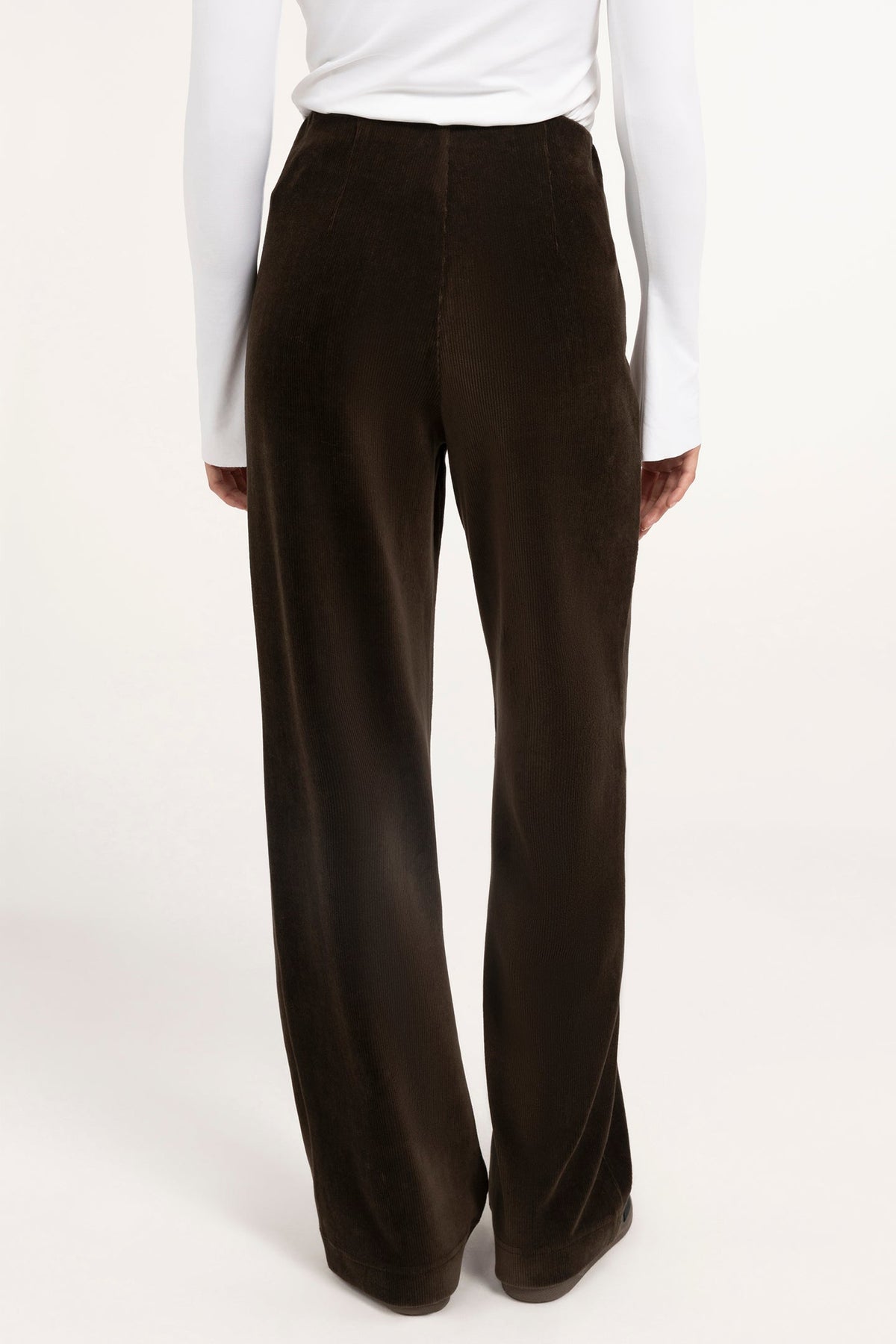 Yaya Delicioso Brown Wide Leg Trousers 01-309292-610, back view on model