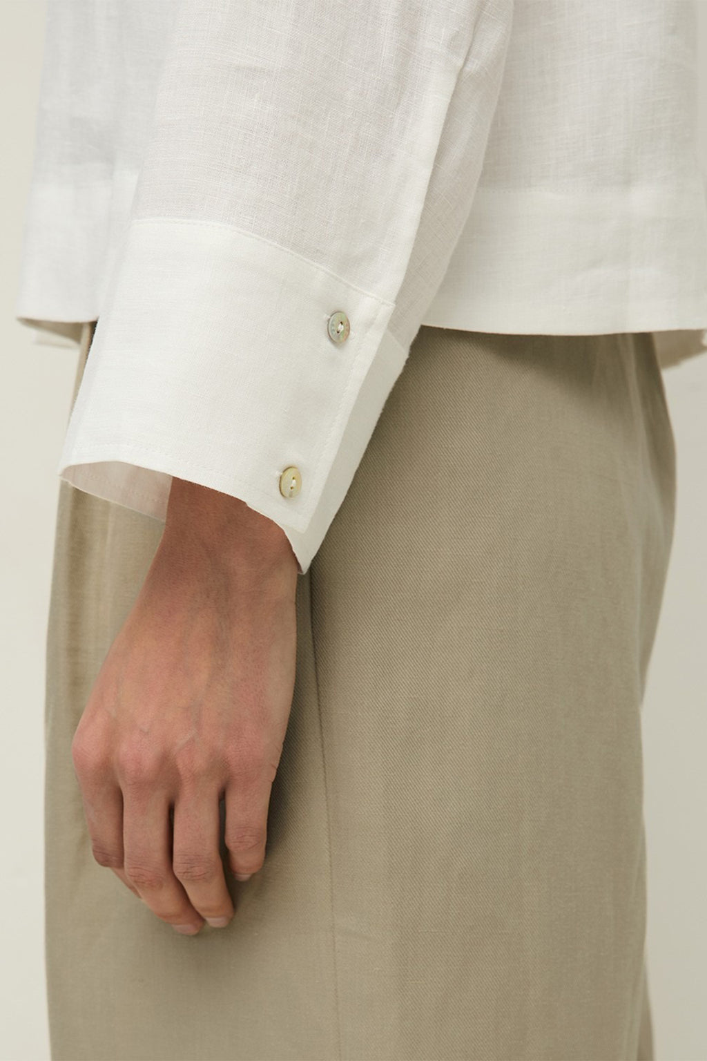 Yerse 44854 White Hemp Round Neck Blouse