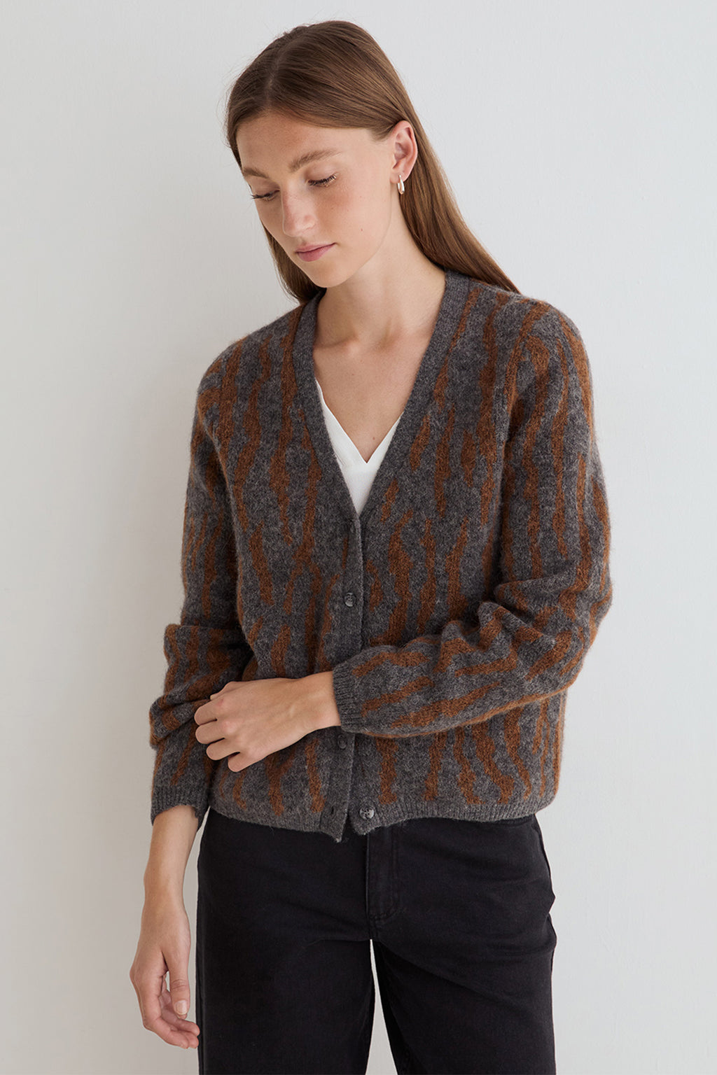 Yerse Leo Camel Grey Button Cardigan 45565, front view