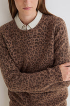 Yerse Leon Chocolate Brown Leopard Print Jumper 45566, leopard print close-up